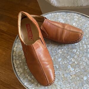 PIKOLINOS Men's Brown Leather Slip-On Loafers